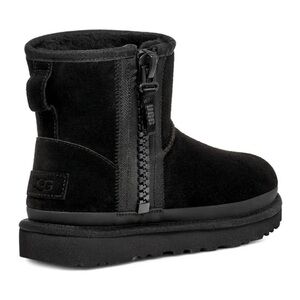 NEW UGG Classic Mini Zipper Tape Logo Boots Women Size 6